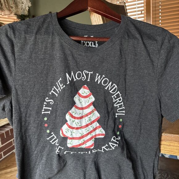 TEEPUBLIC WOMENS XXL LITTLE DEBBIE CHRISTMAS TREE CAKES T-SHIRT HOLIDAY - Picture 2 of 6